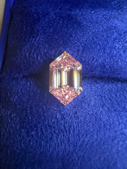 2.82 Fancy Intense Pink VVS2 Dutch Marquise