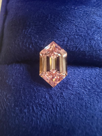 2.82 Fancy Intense Pink VVS2 Dutch Marquise
