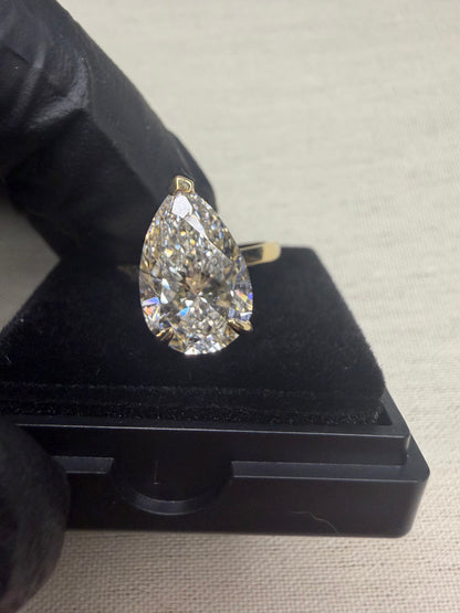Pear Cut 5 Ct Diamond Engagement Ring on 14k Gold Solitaire Band