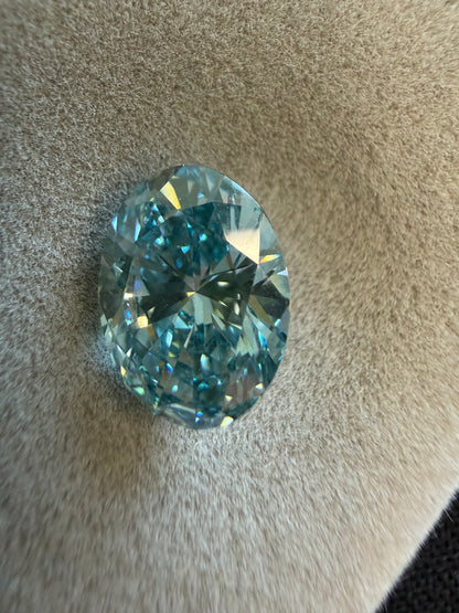 2.98 Fancy Vivid Blue Oval Diamond
