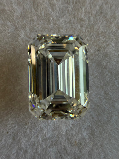 3.09 Emerald Cut Diamond E VS 1