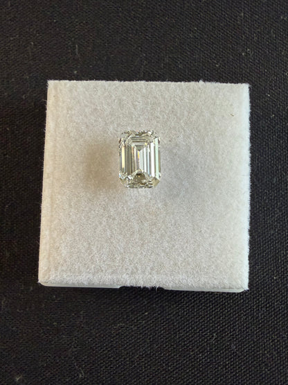 3.09 Emerald Cut Diamond E VS 1