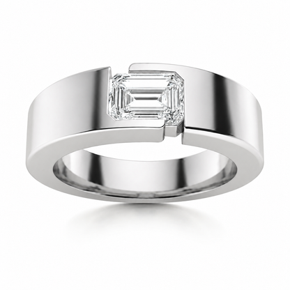 Men’s engagement Ring or Wedding band.