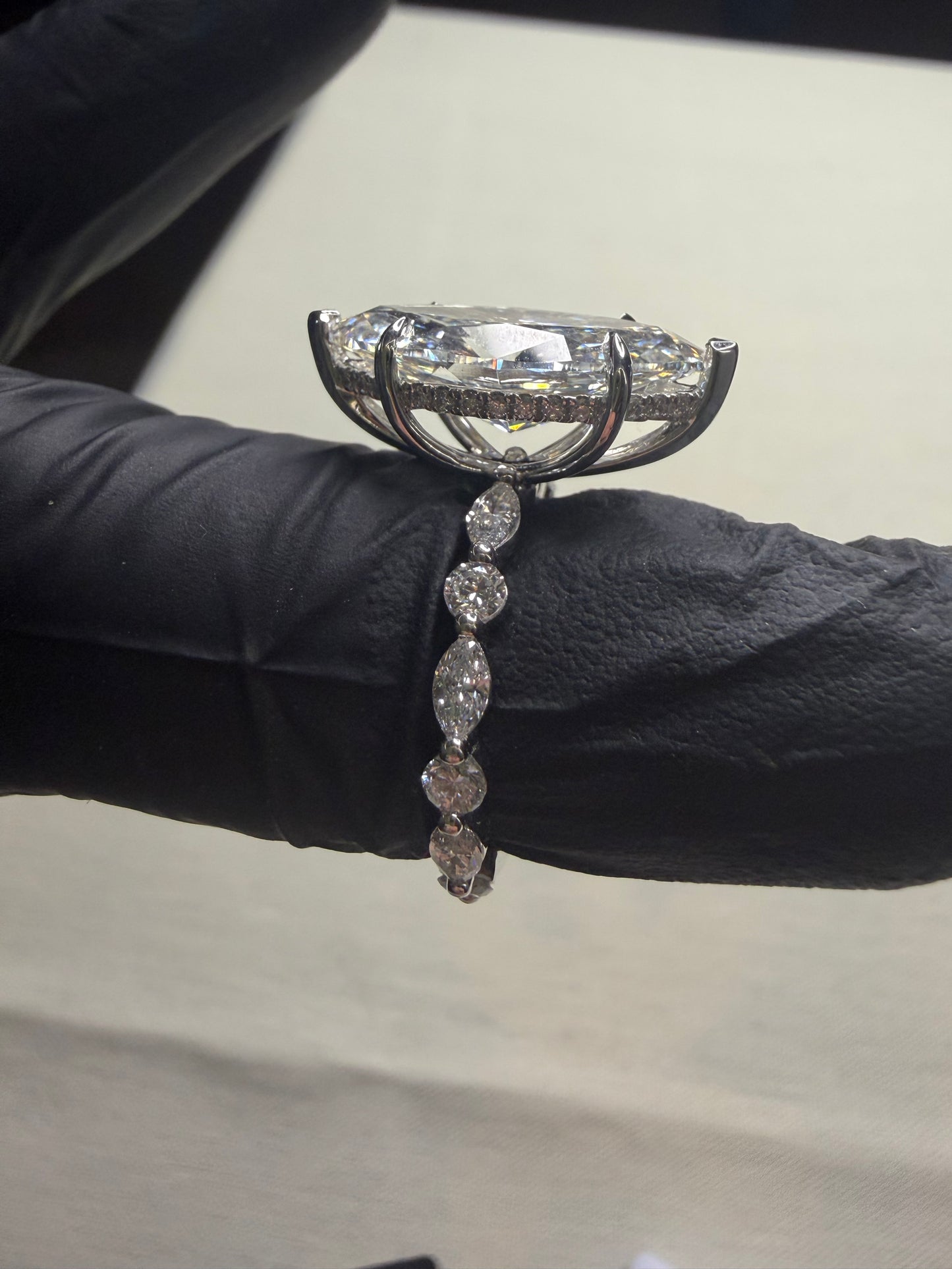 5.02Ct Marquise Diamond F VVS2 Ring, 18k White Gold with additional IGI certified Diamonds on Band