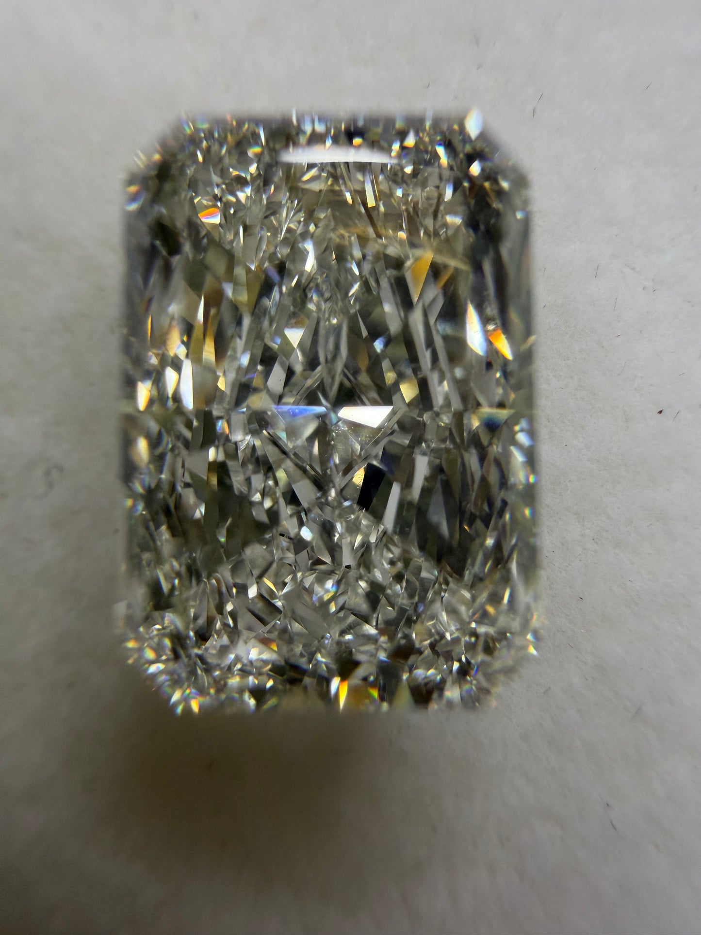 5.02 Ct F VS 1 Radiant Diamond