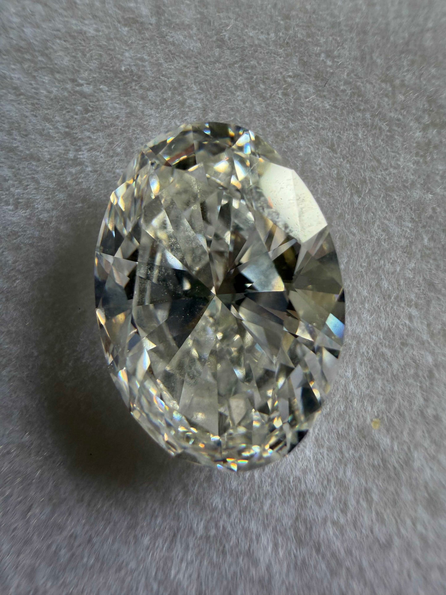 IGI Certified 6.99 Ct E VVS2 Lab-Grown Diamond