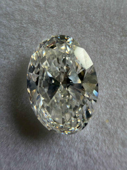IGI Certified 6.99 Ct E VVS2 Lab-Grown Diamond
