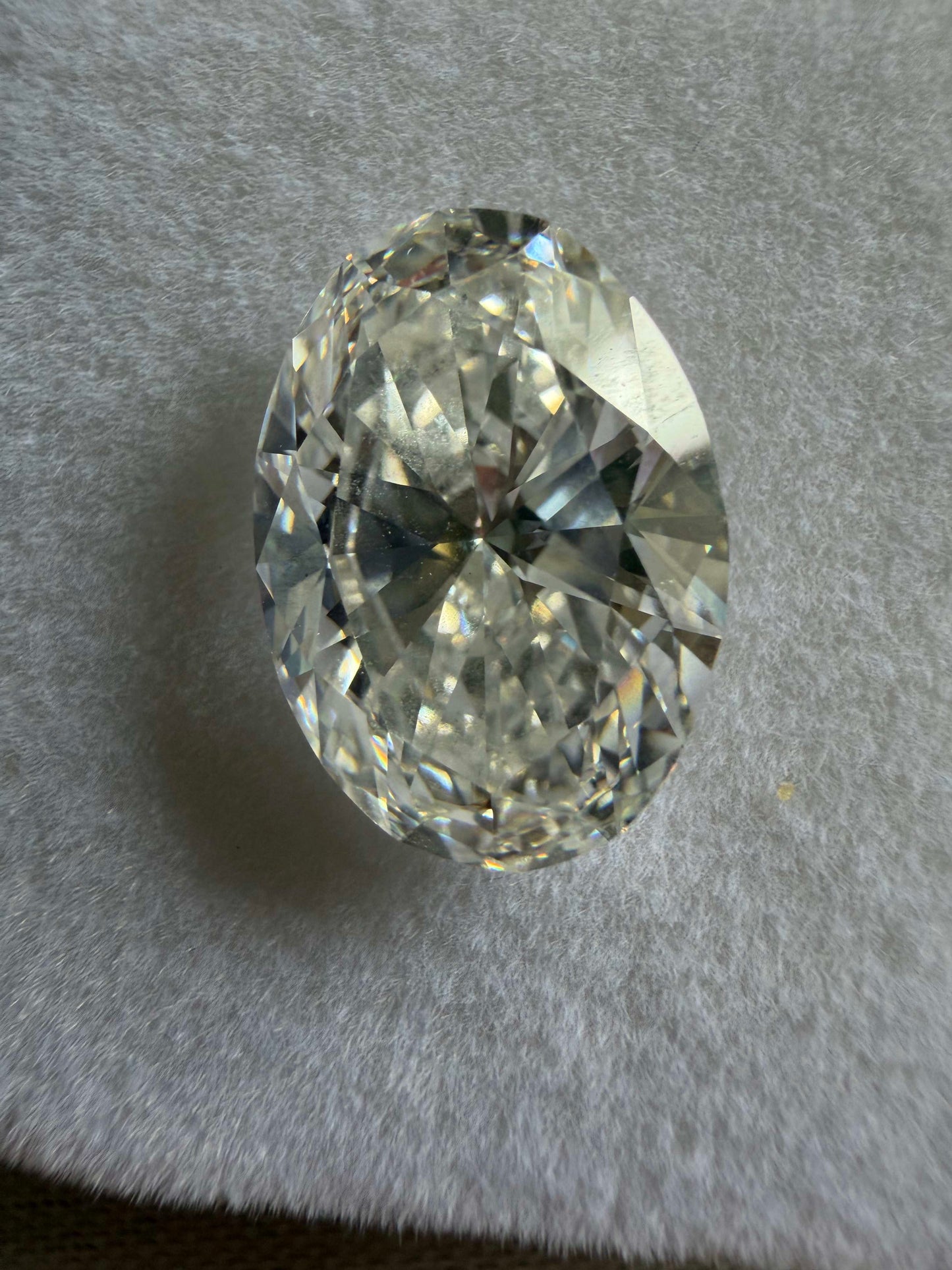 IGI Certified 6.99 Ct E VVS2 Lab-Grown Diamond