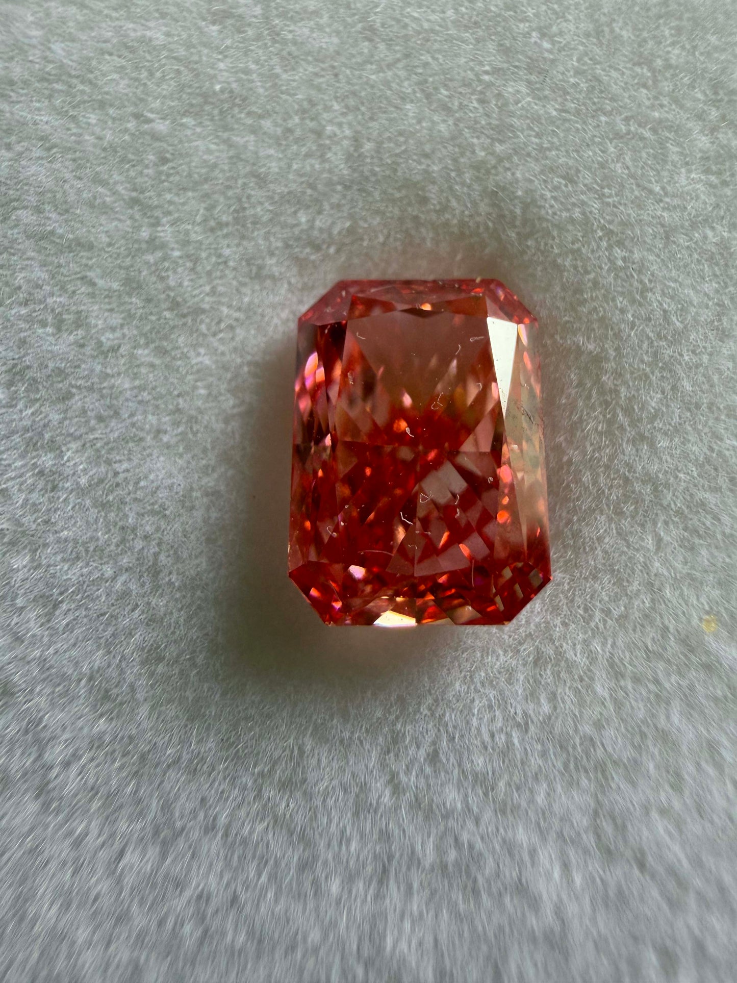 2.65 Ct Fancy Vivid Pink Radiant Lab Grown Diamond (VVS2)