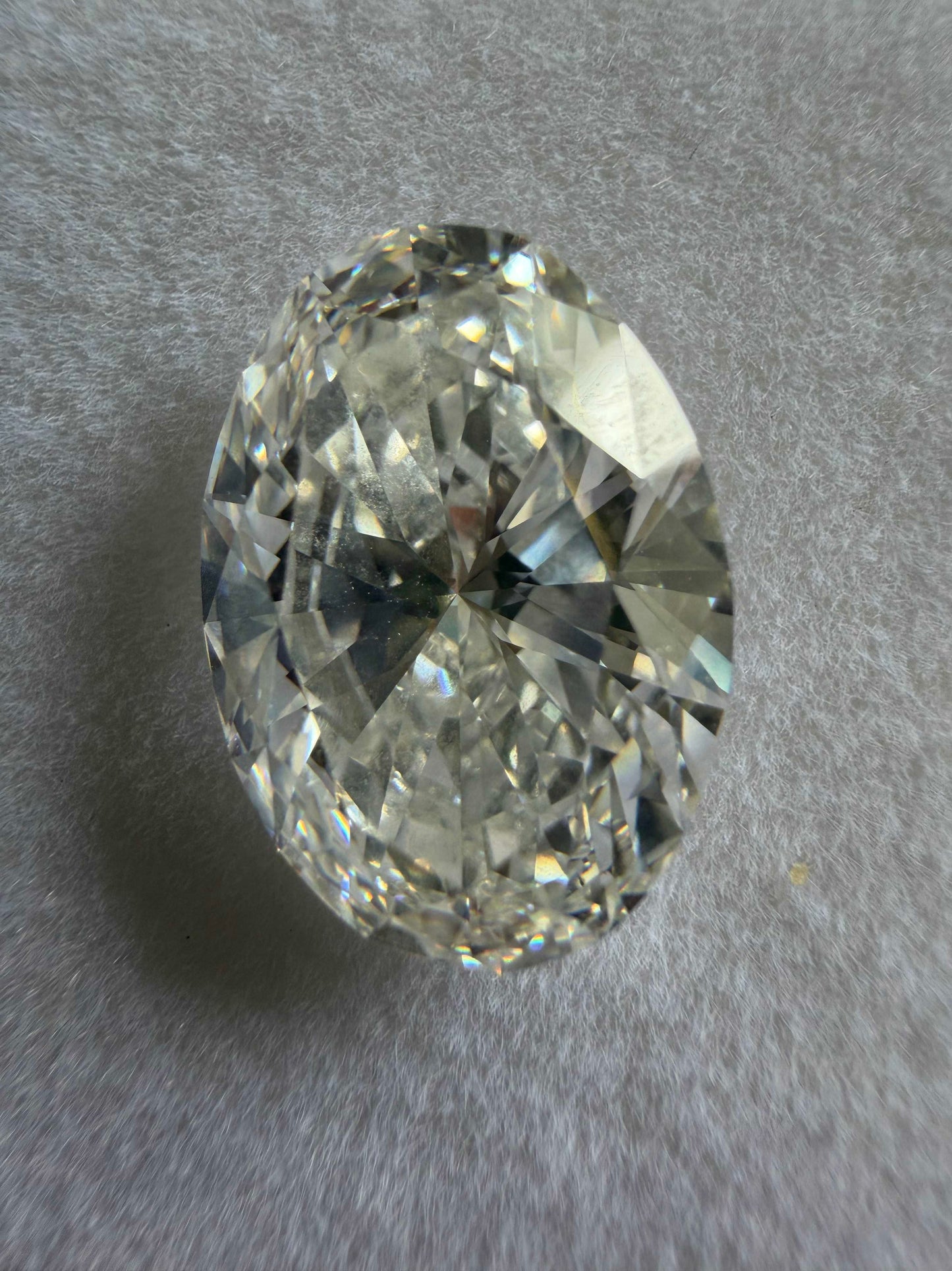 IGI Certified 6.99 Ct E VVS2 Lab-Grown Diamond